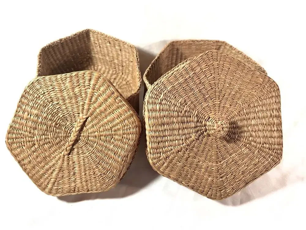 Handmade octagonal sweet grass nesting baskets tightly woven vintage beautiful